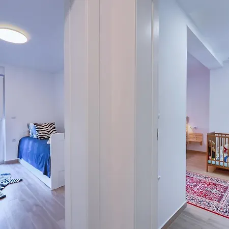 Anna Barbariga, New 2022 Luxurious With Private Pool! *