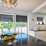 Villa Villa Anna Barbariga, Luxury Villa With Private Pool In Croatia