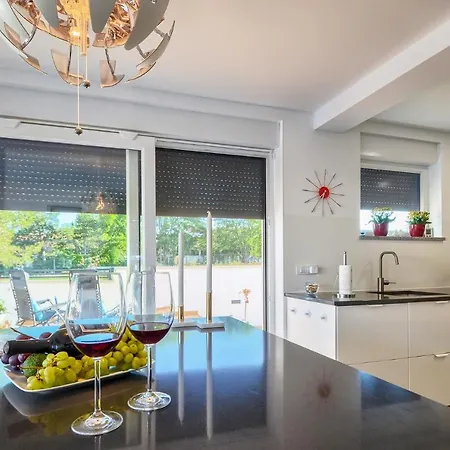 فيلة Anna Barbariga, Luxury With Private Pool In Croatia