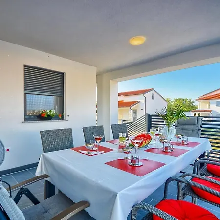 Anna Barbariga, Luxury With Private Pool In Croatia